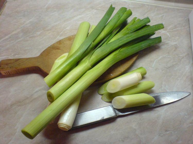<p>Bunun dışında Arabistan’da pancar, kabak, hıyar, pırasa, soğan, sarımsak, zeytin, palmiye kalbi, </p>