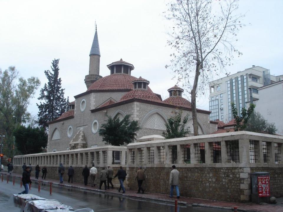 <p>ANTALYA KARAKAŞ CAMİİ</p>

<p> </p>
