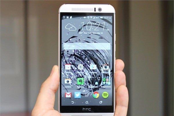 <p><strong>6 - HTC One M9</strong><br />
Fiyatı 650 dolardan başlıyor.</p>
