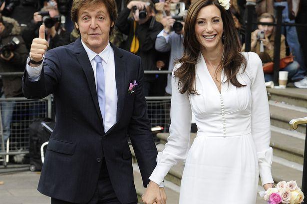 <p><strong>Sir Paul McCartney and Nancy Shevell</strong></p>

<p>780 milyon sterlin</p>
