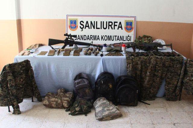 <p>Çatışmalara katılmak için cesaret hapı, bazen de uyuşturucu hap kullandıklarını anlatan terörist Abdurrahman P, PKK'nın Sur ve Nusaybin'de çatışmak için PYD/YPG'den keskin nişancı talebinde bulunduğunu itiraf etti.</p>

<p> </p>
