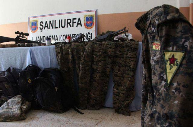 <p>PKK'nın son haftalarda Sur, Cizre ve Silopi'de büyük kayıplar verdiğini aktaran terörist, bundan dolayı da örgütün çatışmalarda daha çok keskin nişancıları kullandığını belirtti. AA</p>

<p> </p>
