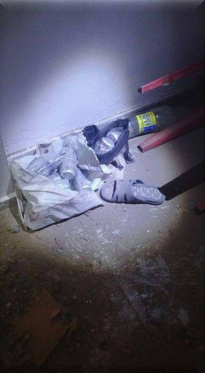 <p>Askeri kaynaklardan alınan bilgiye göre, Şırnak il merkezinde bölücü terör örgütüne yönelik icra edilen operasyonlara yoğun olarak kararlılıkla devam ediliyor. </p>

