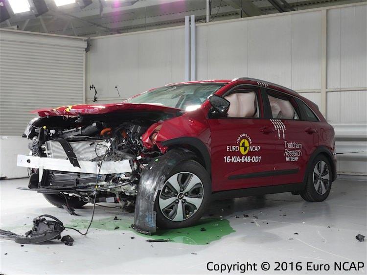 <p>Bu sonuçların ardından Kia Niro Euro NCAP'tan 4 yıldızla ayrıldı.</p>