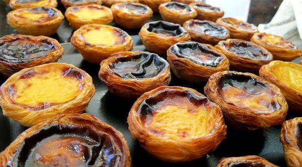 <p><strong>Pastel de Nata</strong></p>

<p>Pastel de Nata, Portekiz'in geleneksel tatlısı olarak biliniyor. </p>
