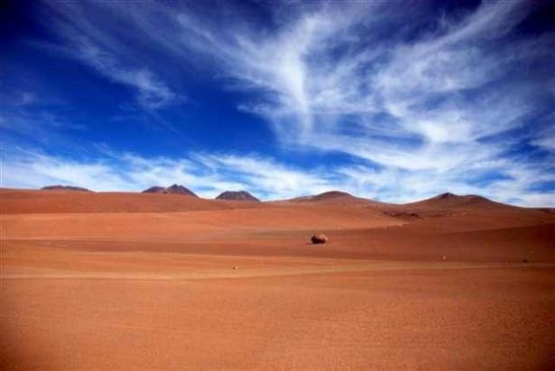 <p>Şili'deki Atacama Çölü'ne bugüne dek hiç yağmur yağmamış.</p>
<p> </p>