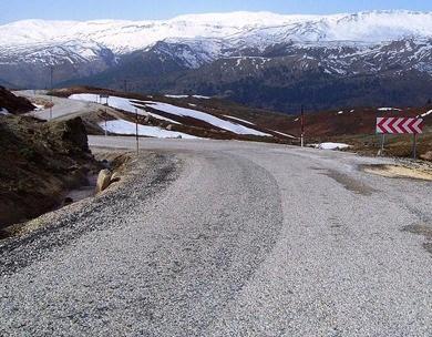 <p><strong>Çukuryurt Geçidi</strong><br />
İç Anadolu Bölgesi'de Konya üzerinde yer alan oldukça sarp bir dağ yoludur.</p>