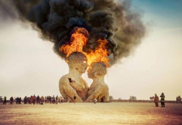 <p>Bir kukla festivalinin en can alıcı gösterisi</p>
<p> </p>