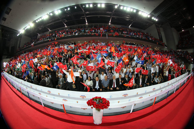 <p>30 Eylül 2012, 4. Olağan Büyük Kongre</p>
<p> </p>