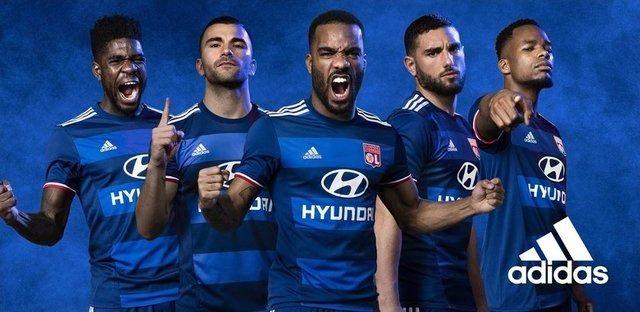 <p>Lyon - Dış saha</p>

<p> </p>
