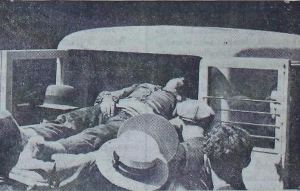 <p>İstanbul'un ilk sıhhi imdat otomobili, Yemiş semtinde bir vakaya müdahale ederken (1935) </p>

<ul>
</ul>
