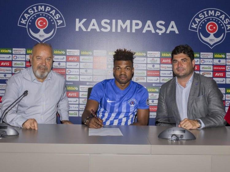 <p>Esperance'den Kasımpaşa'ya</p>
<p>Samuel Emem Eduok</p>
