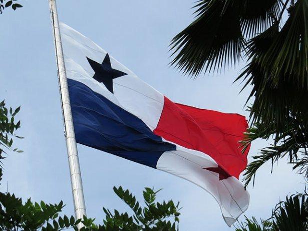 <p><strong>Panama</strong><br />
<br />
31 Türk yaşıyor.</p>
