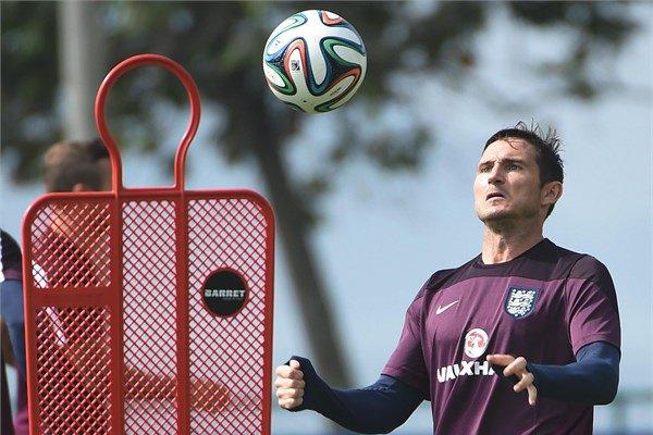 <p><strong>Frank Lampard</strong><br />
Serveti: 60 milyon dolar</p>
