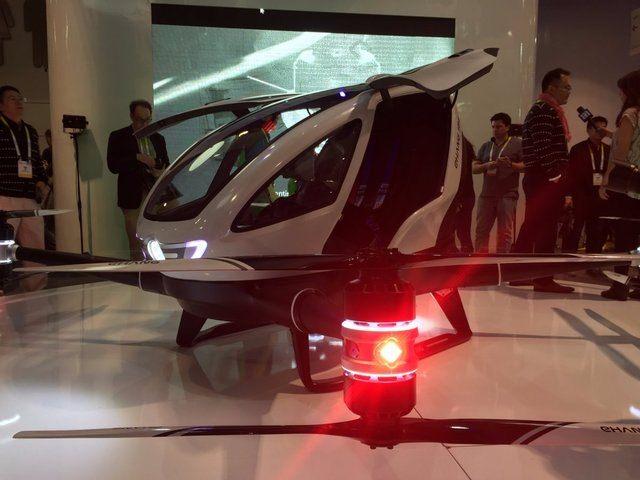 <p>Size düşen tek şey harita üzerinden gitmek istediğiniz yeri kokpitte bulunan tabletten seçmek. </p>

<p> </p>
