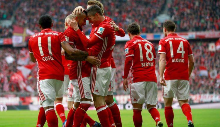 <p>Bayern Munich</p>

<p>2017 marka değeri: 1 Milyar 222 Milyon Dolar</p>
