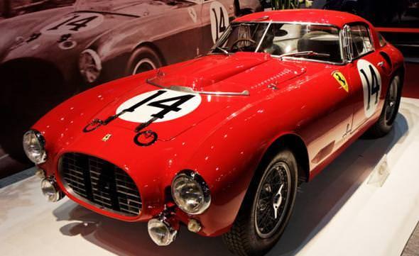 <p>1953 Ferrari 340/375 MM</p>
<p>Fiyatı - $12,812,800</p>