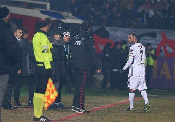 <p>Güneş, öğrencisine 'Neden kart gördün?' diye sorarken, Portekizli futbolcu pozisyonu anlattı.</p>