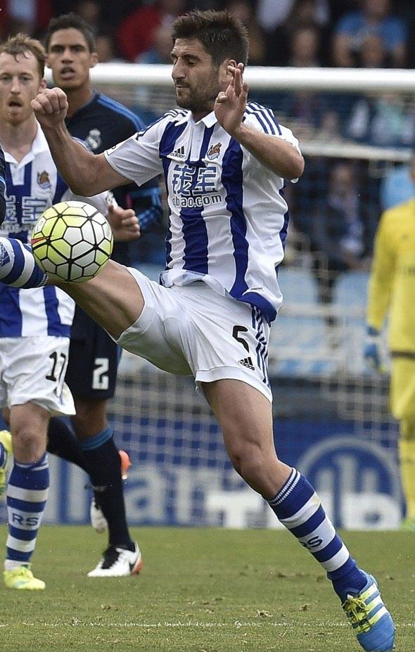 <p>Markel Bergara - Real Sociedad<br />
13 yıl - 1 Tem 2003</p>