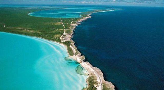 <p>Karasal Alan km²<br />
Turks ve Caicos Adaları (Birleşik Krallık)<br />
616</p>
