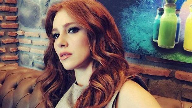 <p>Elçin Sangu</p>
