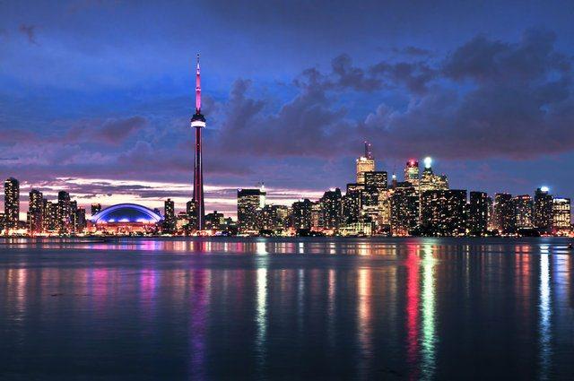 <p>55- Toronto, Kanada</p>

<p>2013 ziyaretçi sayısı: 3,010.7</p>

<p>2014 ziyaretçi sayısı: 3,218.4</p>
