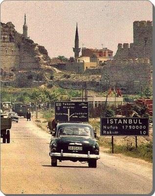 <p>1960'lar - Topkapı</p>

<p> </p>
