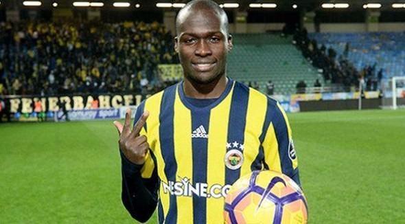 <p><strong>BULMASI ZOR DEĞİL</strong><br />
<br />
Deplasmanda oynanan Napoli maçında olduğu gibi savunma orta saha bağlantısını etkili kurup, Fenerbahçe beklerinin arkasına zaman zaman uzun topları da kullanarak etkili sarkmak hedef olacak. Yani Quaresma’yı etkili olduğu yerde birebirde Hasan Ali ya da Şener’le karşı karşıya getirmek. Eğer bu orta saha bütünlüğünü sağlayamazsa mükemmel bir gole çevirme yüzdesi (2.6 isabetli şuttan 1 gol) yakalayan Fenerbahçe’nin skor bulması zor olmaz</p>
