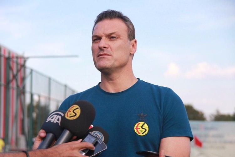 <p>"Fehmi" Alpay Özalan</p>
