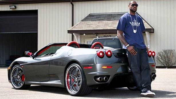 <p><span style="color:rgb(253, 253, 253)">David Beckham</span><br />
<span style="color:rgb(253, 253, 253)">Rolls-Royce Ghost</span></p>