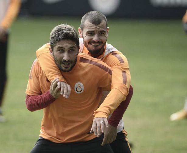<p><strong>Sabri Sarıoğlu</strong></p>

<p> </p>
