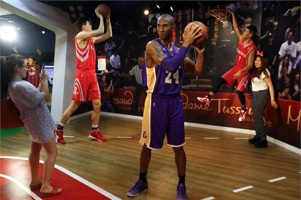 <p><strong>Los Angeles Lakers</strong><br />
NBA efsanesi ekibin değeri 1,35 milyar dolar.</p>