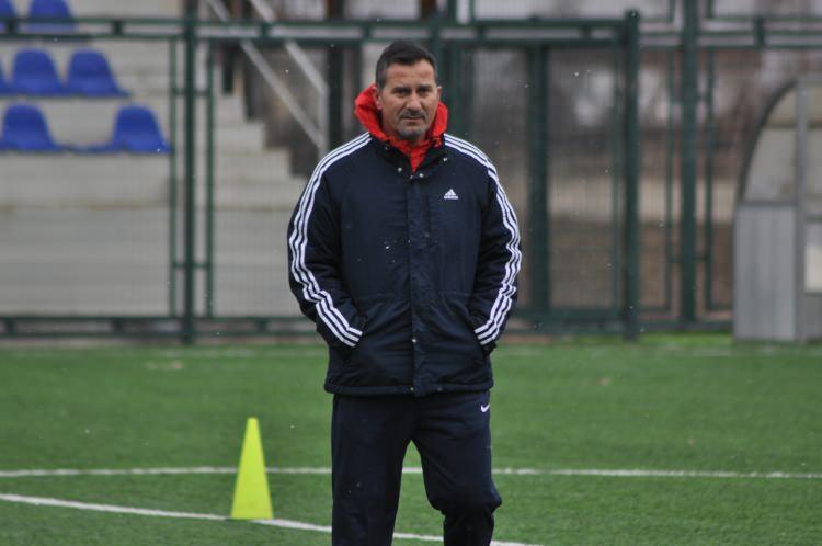 <p>Ergün Penbe: "Hatırlıyorum Hasan Şaş Kadıköy'de ilk derbisine çıkarken çok gergindi ve hatta istifra etmişti"</p>
