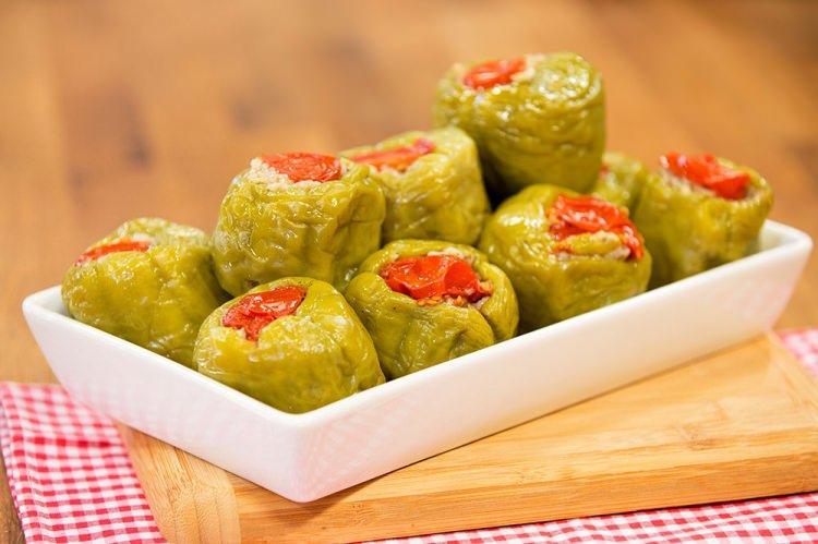 <p>Zeytinyağlı dolma</p>
