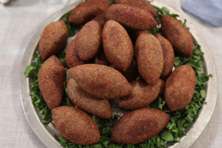 <p>İçli köfte</p>
