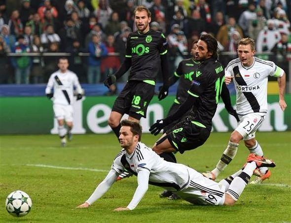 <p>F Grubu'ndaki diğer mücadelede, Polonya'nın Legia Varşova takımı konuk ettiği Portekiz'in Sporting Lizbon ekibini 1-0 yendi ve UEFA Avrupa Ligi'ne katılmaya hak kazandı.</p>