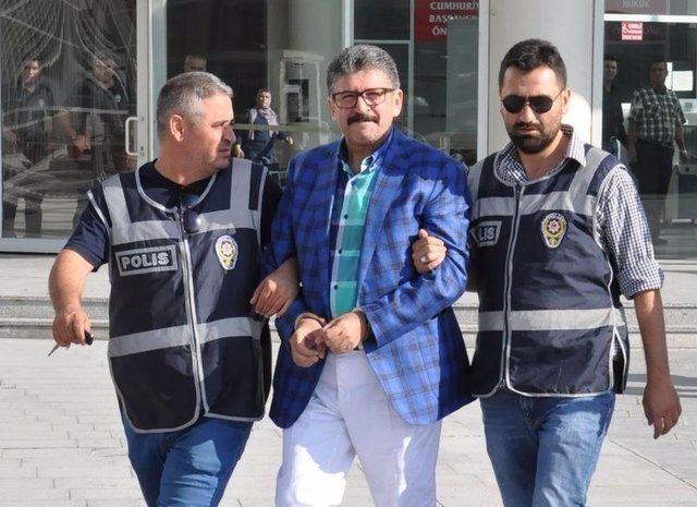 <p>Eski Boydak Holding YKB Hacı Boydak -  Tutuklandı</p>

<p> </p>
