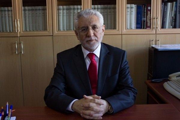 <p>Prof. Dr. Ahmet Ağırakça</p>
