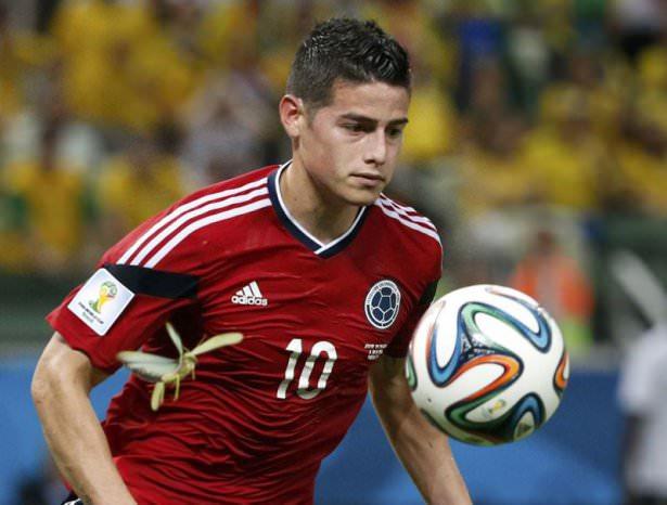 <p>Brezilya - Kolombiya maçında, Kolombiya´nın yıldız futbolcusu James Rodriguez´in ilginç bir misafiri vardı</p>