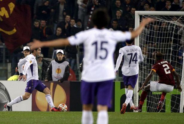 <p>UEFA Avrupa Ligi Son 16 Turu rövanş mücadelesinde Fiorentina, deplasmanda Roma'yı 3-0 mağlup etti ve çeyrek finale yükseldi.</p>