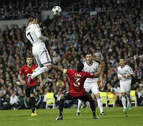 <p>Ronaldo'nun aynca bir Manchester United maçında 2.93'lük rekor zıplayışı da hatırlatıldı.</p>
<p> </p>