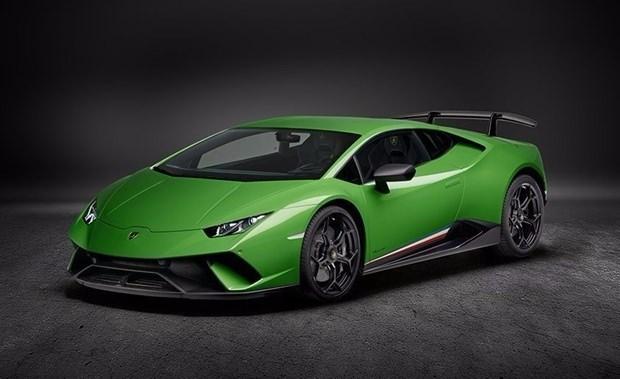 <p>2018 Lamborghini Huracan Performante</p>