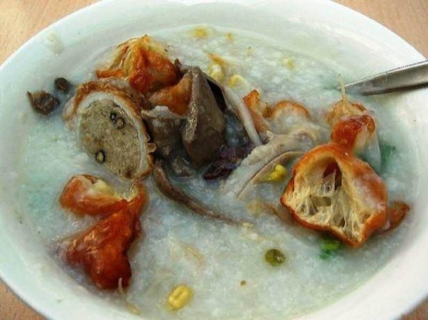 <p>Vietnam kahvaltısı</p>
