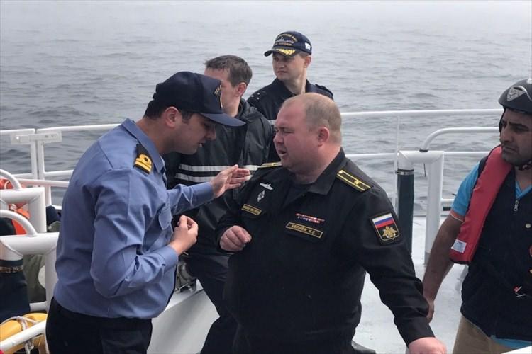 <p>Türk arama kurtarma sahasındaki kaza sonrasında, TSK unsurlarınca olaya süratle müdahale edilerek, 78 kişiden oluşan Rus askeri gemisi personelinin tamamı sağ kurtarıldı.</p>
