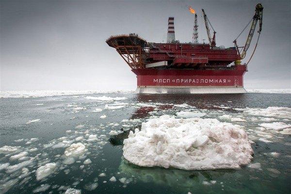 <p>Rusya'nın kutuplardaki ilk petrol platformu ''Prirazlomnaya''da sondaj, petrol çıkarma ve depolama, petrolün hazırlanması ve nakliyesi gibi aşamalar gerçekleştiriliyor. <br />
 </p>

