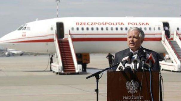 <p><strong>POLONYA CUMHURBAŞKANI DA BU UÇAKTA CAN VERDİ</strong></p>

<p>Tupolev TU-154 tipi uçak kamuoyunun gündemine daha önce, Polonya CumhurbaşkanıLech Kaczynski'nin ölümüyle gelmişti.</p>
