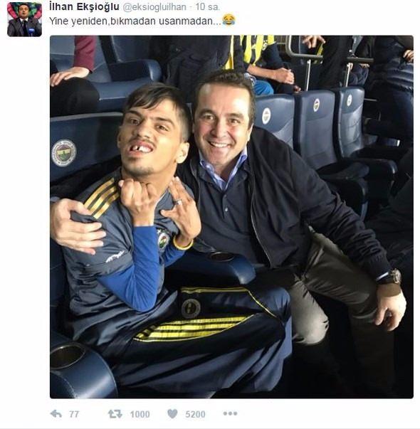 <p>Fenerbahçe Asbaşkanı İlhan Ekşioğlu, maç için özel olarak davet ettikleri Emre Kayhan adlı engelli taraftarla tribünde çekilmiş bir fotoğrafın üzerinde, "Yine yeniden, bıkmadan usanmadan" diye yazdı.</p>
