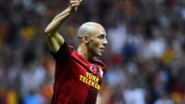 Amrabat: Kazandığım ilk para ile kıyafet ve ya ayakkabı almışımdır. Zaten hiç büyük bir para değildi.
