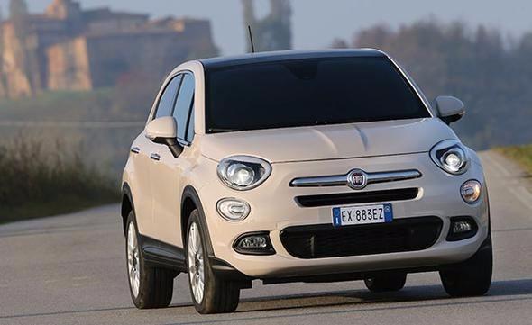 <p><strong>FIAT </strong><br />
<br />
İtalyan otomobil firması FIAT'ın açılımı Fabbrica Italiana Automobili Torino(Torino İtalyan Otomobil Fabrikası)'dır.</p>
