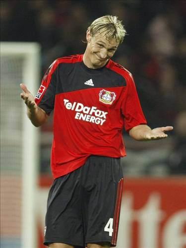 SAMI HYYPIA Samsunspor, 1995-1996 sezonu öncesi denenmek üzere Türkiye'ye getirdi. Gerede kampında antremanlara bile çıkan Hyypia, beğenilmeyerek gönderildi.